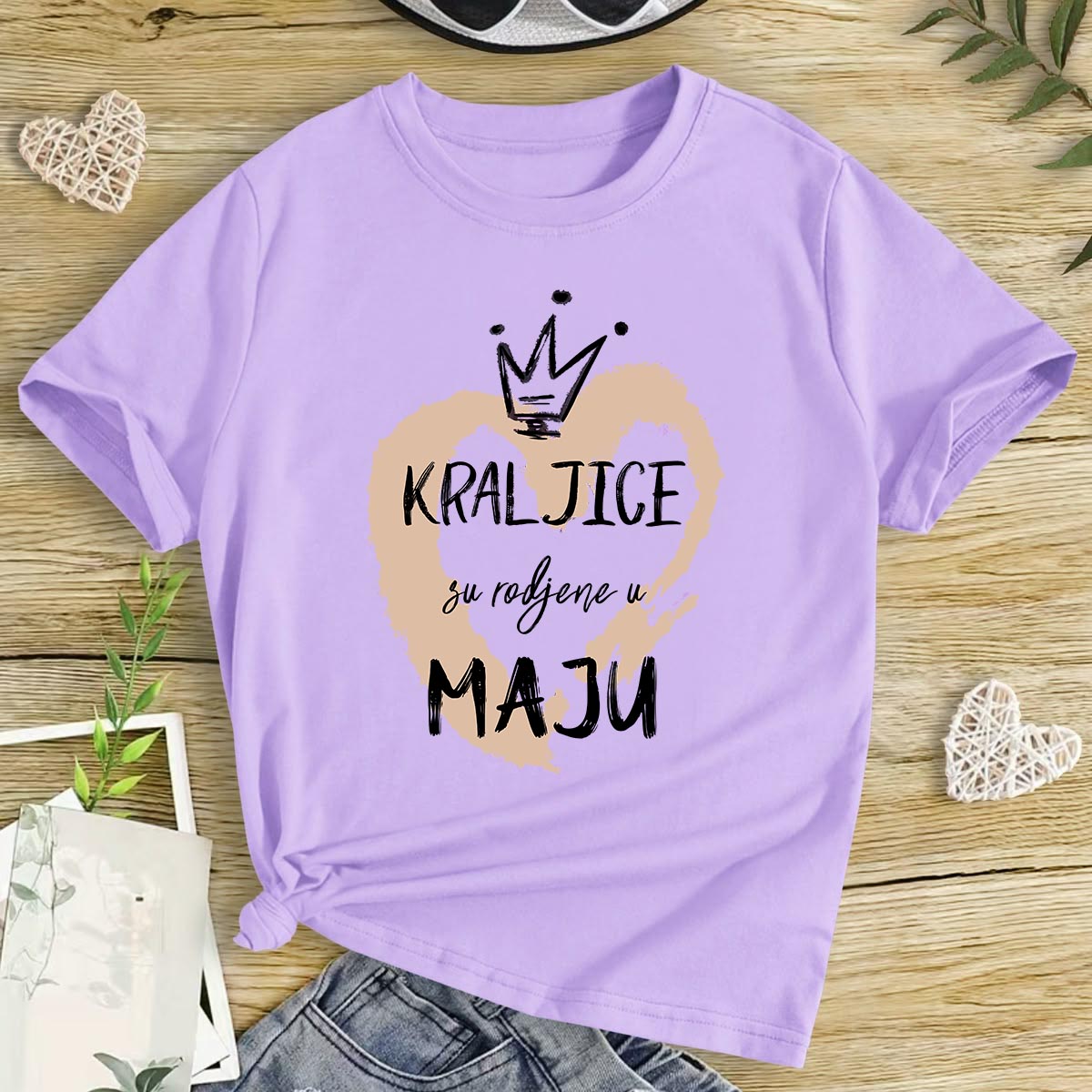 Kraljice su rodjene u maju