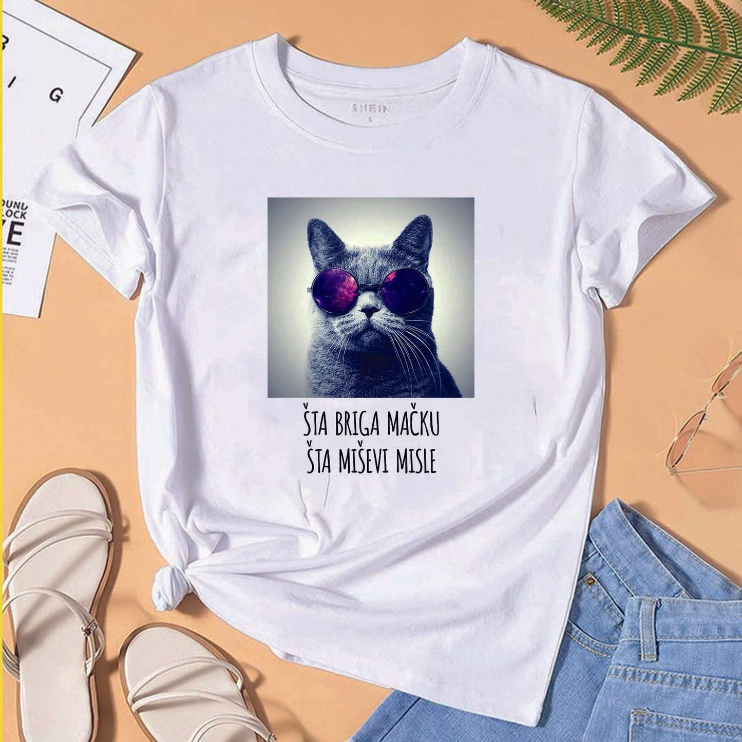 Majica šta briga mačku