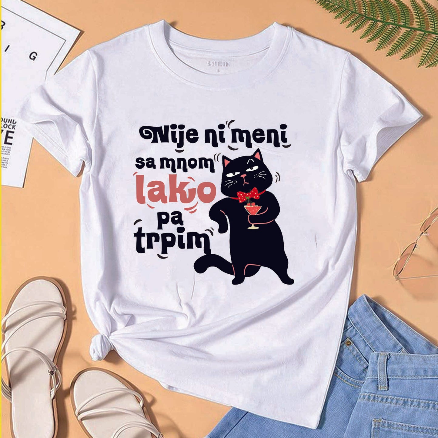 Majica nije ni meni lako sa mnom pa trpim